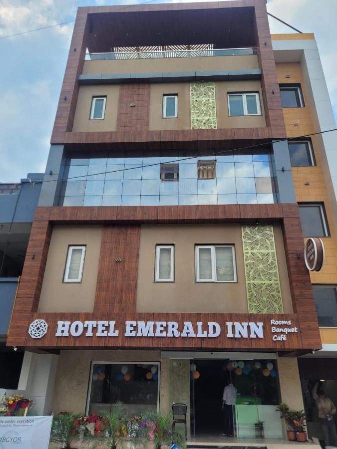 Hotel Emerald Inn Bhopal Eksteriør billede