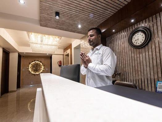 Hotel Emerald Inn Bhopal Eksteriør billede